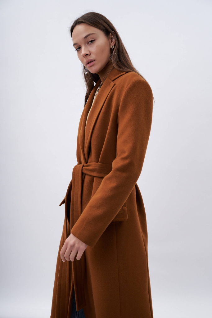 Пальто sister’s silena шоколадного цвета, выполненное в стиле: минимализм